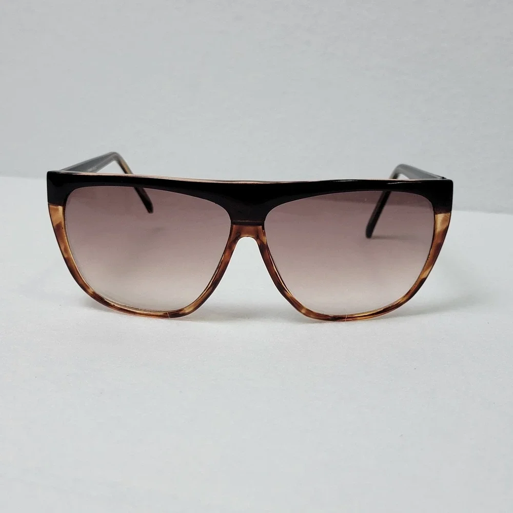 Vintage 1980s Oversized Sunglasses Black Flat Top Brow Tortoise Shell Taiwan ROC